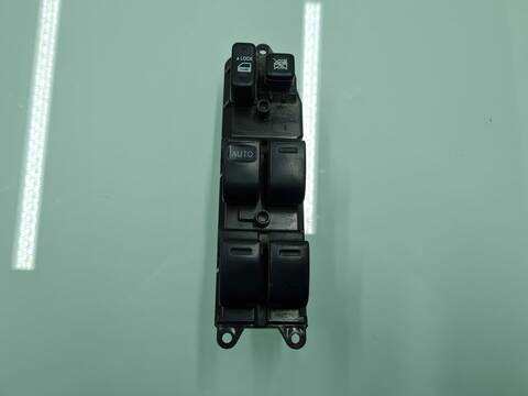 Botonera Elevalunas Toyota Hilux 2.5 TD 144CV 106KW