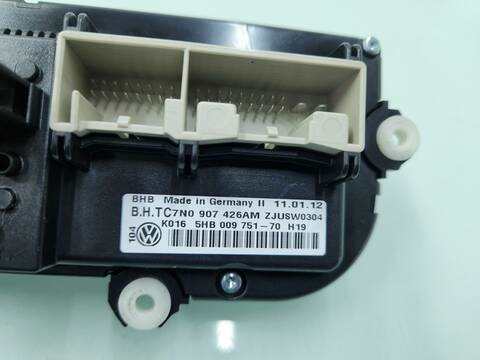 Foto 3ª: Mando Climatizador Volkswagen Golf RABBIT BLUEMOTION 105CV 77KW [CAY] (2012)
