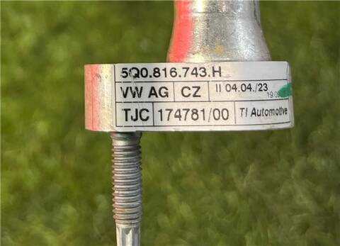 Foto 3ª: Tubos Aire Acondicionado Ford Tourneo 1.5 ACTIVE [1 5 LTR. - 84 KW ECOBOOST CAT] 114CV [DPB] (2023)