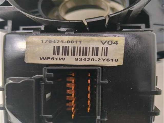 Foto 2ª: Mando Multifuncion Hyundai i40 1.6 CRDI CAT 1598 CM3) 136CV (2011)