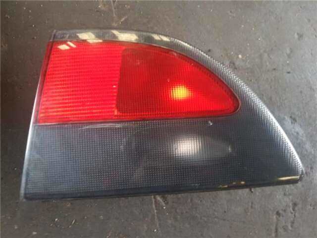 Piloto Portón Derecho Renault Megane 1.4 ECO (BA0T) I (BA0/1_)