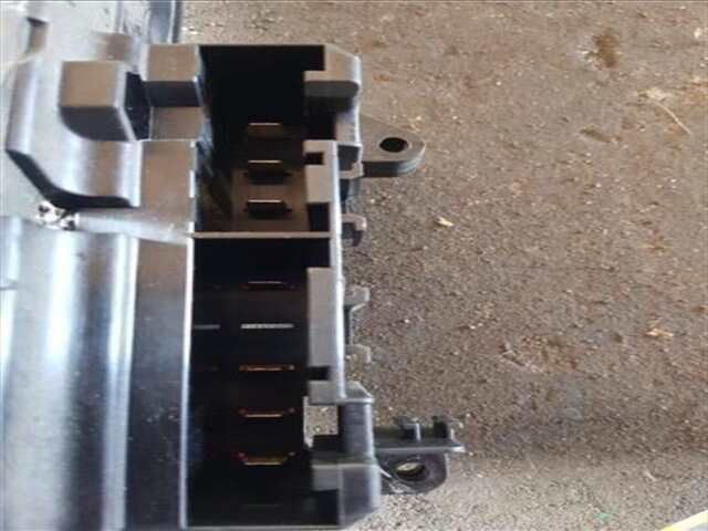 Foto 3ª: Caja Reles Fusibles Bmw Serie 5 518 3.0 530I [3.0 LTR. - 170 KW 24V CAT] [M54 306 S3]