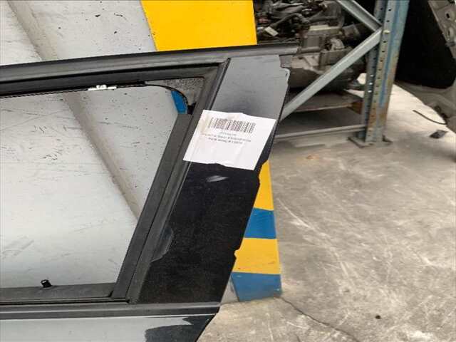 Foto 2ª: Puerta Delantera Izquierda Bmw Serie 1 114 2.0 DI 122CV/ 90KW BERLINA 0CV [204D4] (2006)