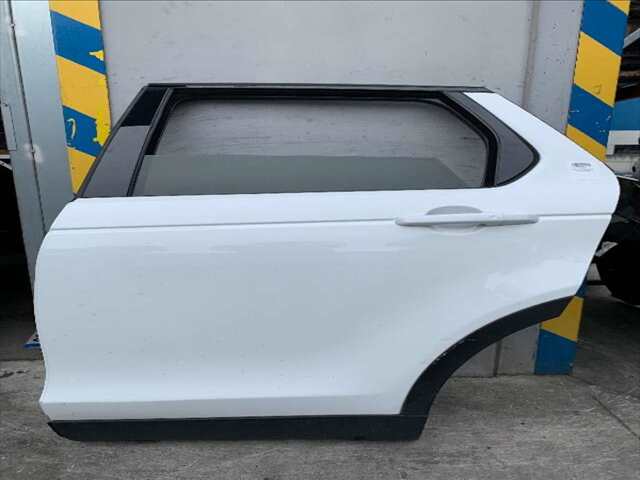 Puerta Trasera Izquierda Land Rover Discovery 2.0 DTD 179CV 0CV