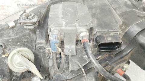 Foto 4ª: Faro Derecho Audi A6 2.5 TDI BERLINA 180CV 132KW [AKE] (2000)