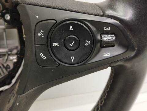Foto 4ª: Volante Opel Corsa EDITION 101CV 74KW [HN05] (2020)