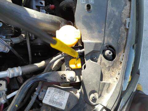 Deposito Limpiaparabrisas Renault Clio H4D470