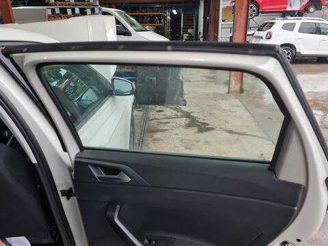 Elevalunas Manual Trasero Derecho Volkswagen Polo LIFE 95CV 70KW