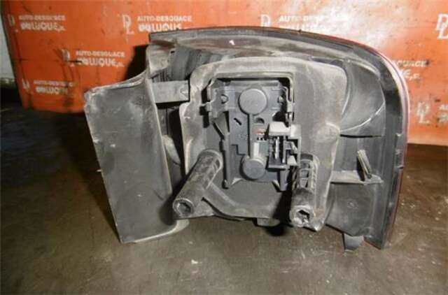 Foto 2ª: Piloto Trasero Izquierdo Fiat Stilo 1.9 JTD (192_XE1A) [192 A1.000]