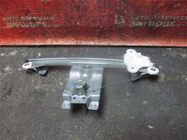 Foto 3ª: Elevalunas Eléctrico Trasero Izquierdo Renault Clio 1.2 16V [D4F 740]