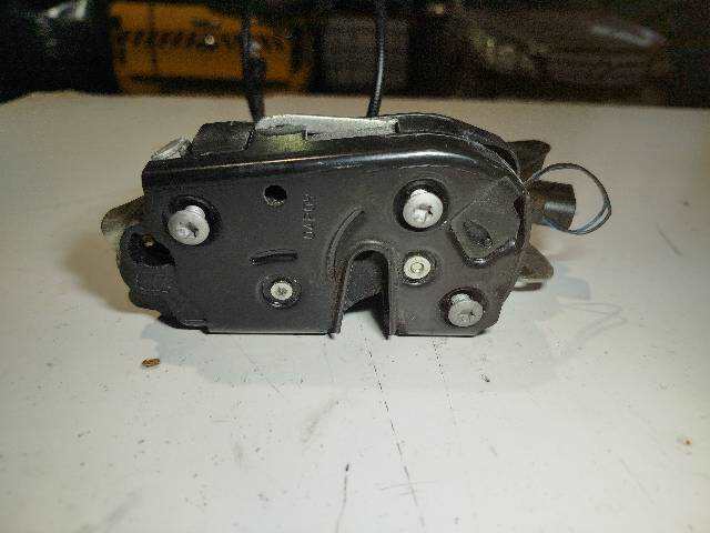 Cerradura Puerta Delantera Derecha Mercedes Vito 2.2 D CDI W639