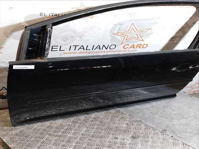 Foto 3ª: Puerta Delantera Izquierda Volkswagen Touran ADVANCE BLUEMOTION 105CV 77KW [CAY] (2011)