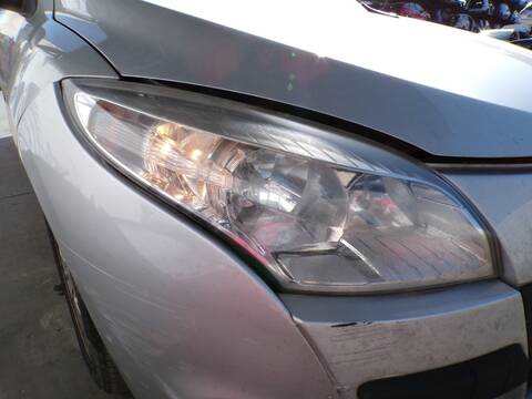 Faro Derecho Renault Megane K4M858 III COUPE
