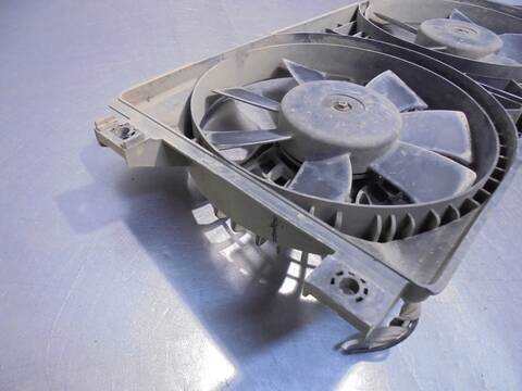 Foto 2ª: Electroventilador Aire Acondicionado Ssangyong Actyon 2.0 TD CAT 141CV 104KW [D20DT] (2007)