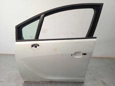 Puerta Delantera Izquierda Opel Meriva 1.4 LPG 75) 120CV 88KW