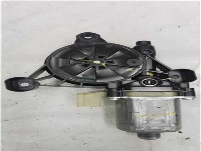 Foto 4ª: Elevalunas Eléctrico Delantero Izquierdo Seat Ateca 1.0 ERENCE [1 0 LTR. - 85 KW TSI] 116CV