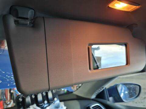 Parasol Derecho Volkswagen Scirocco 2.0 TDI 103KW) 140CV