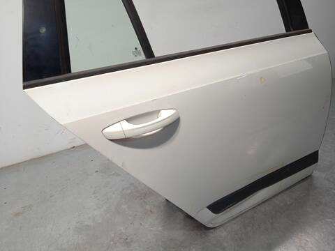 Foto 2ª: Puerta Trasera Derecha Skoda Octavia 2.0 TDI 4X4 150CV 110KW [CRMB] (2016)