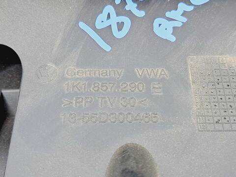 Foto 4ª: Guantera Volkswagen Golf 102CV 75KW [CGG] (2011)