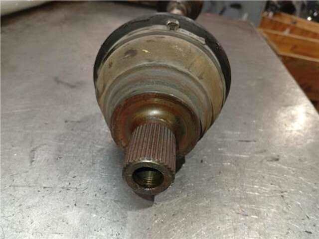 Foto 3ª: Transmision Delantera Izquierda Volkswagen Passat 2.0 TDI [CBDC]
