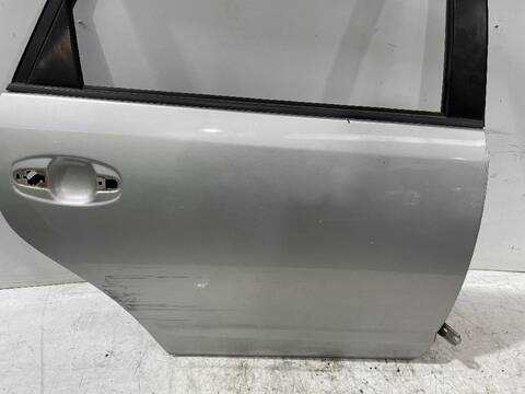 Foto 2ª: Puerta Trasera Derecha Toyota Prius BASIS AUT. 78CV [1NZFXE] (2003)