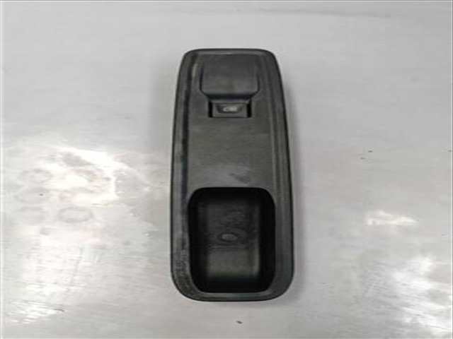 Botonera Elevalunas Dacia Sandero 1.0 TCE 90 91CV 67KW
