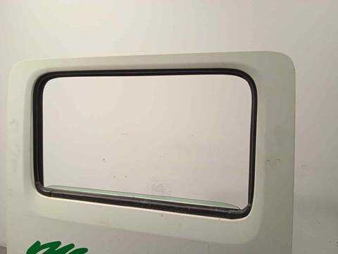 Foto 3ª: Puerta Trasera Izquierda Nissan Cabstar CABSTAR 35.XX DOPPELKABINE CABINA DOBLE 131CV 96KW [YD25] (2008)