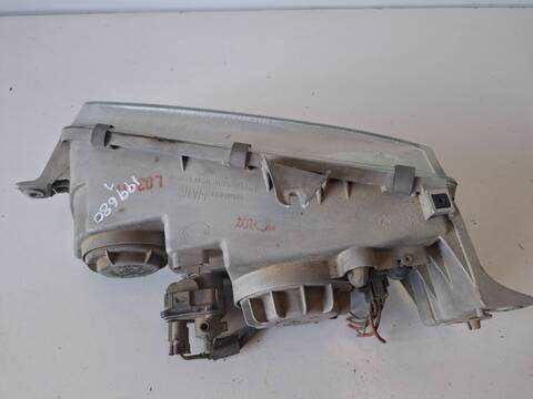Faro Derecho Hyundai H1 FURGON CON PORTON 80CV