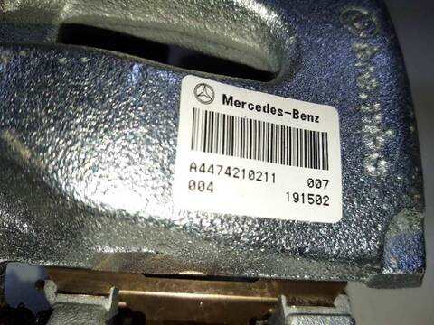 Foto 2ª: Pinza Freno Delantera Izquierdo Mercedes Clase V 200 2.1 CDI CAT 136CV 100KW (2014)