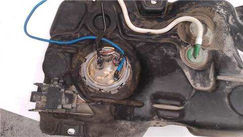 Foto 4ª: Deposito de Combustible Seat Leon 2.0 ERENCE [2 0 LTR. - 85 KW TDI] 116CV