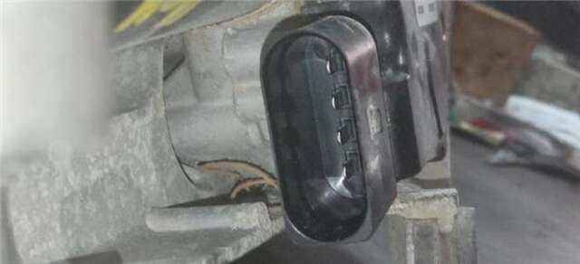 Foto 3ª: Motor Limpia Delantero Ford Tourneo 1.6 TITANIUM [1.6 LTR. - 70 KW TDCI CAT] [TZGA]