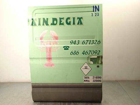 Foto 3ª: Puerta Lateral Corredera Derecha Iveco Daily 29 - L 12 CAJA CERRADA 116CV 85KW [F1AE0481B*A] (2003)