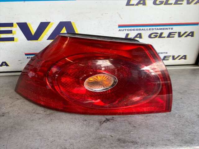 Piloto Trasero Izquierdo Volkswagen Golf 2.0 TDI