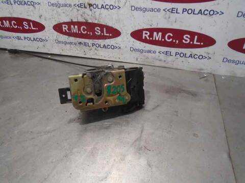 Foto 4ª: Cerradura Puerta Trasera Izquierda Ford Focus AMBIENTE BERLINA 100CV 74KW [FYDB] (2003)
