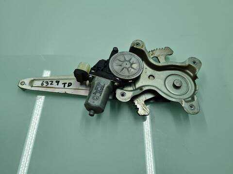 Elevalunas Manual Trasero Derecho Mitsubishi L200 INFORM DOPPELKABINE 4WD 136CV 100KW
