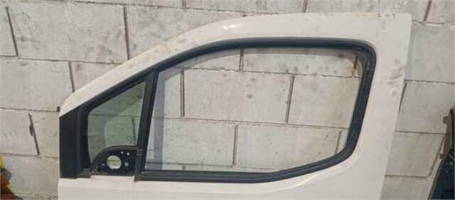 Foto 3ª: Puerta Delantera Izquierda Toyota Proace 1.5 COMBI L1 GX [1.5 LTR. - 96 KW D-4D]