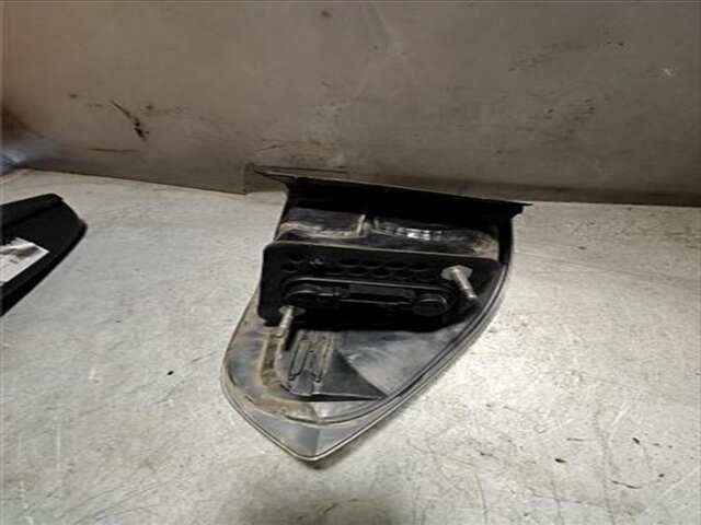 Foto 3ª: Piloto Trasero Izquierdo Ford S Max 1.8 TREND [1.8 LTR. - 92 KW TDCI CAT] (CA1)(2006 _) [QYWA]