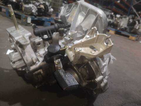 Foto 2ª: Caja Cambios Fiat Punto 1.2 D 70CV II 188) BERLINA 188A3000 (2000)