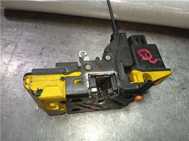 Foto 3ª: Cerradura Puerta Trasera Izquierda Volvo V70 2.4 T AWD [B 5244 T3]