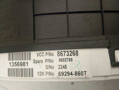 Foto 2ª: Cuadro de Instrumentos Volvo XC 90 D5 EXECUTIVE 7 ASIENTOS) 136KW) 185CV [D5244T4] (2004)