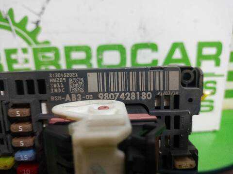 Foto 2ª: Caja Reles Fusibles Peugeot 508 ACTIVE 140CV [8DRHF8] (2011)