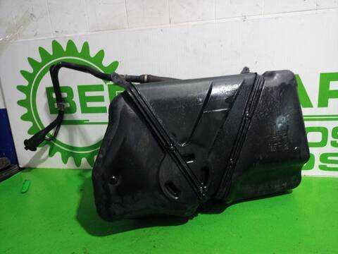 Foto 2ª: Deposito de Combustible Ford Fiesta AMBIENTE 68CV (2001)