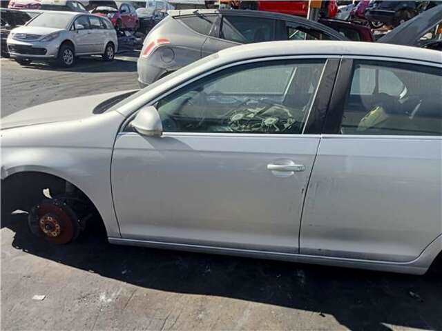 Retrovisor Izquierdo Volkswagen Jetta 1.9 EDITION [1.9 LTR. - 77 KW TDI]