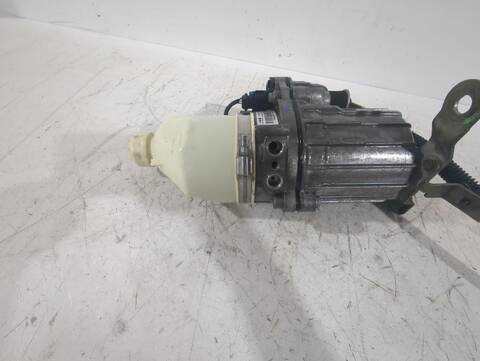 Foto 3ª: Bomba de Direccion Opel Astra 1.7 CDTI L48) 100CV [Z 17 DTH] (2004)