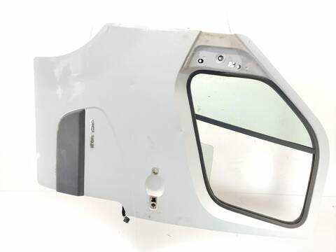 Puerta Delantera Izquierda Nissan NV400 2.3 DCI 130CV 96KW M9T