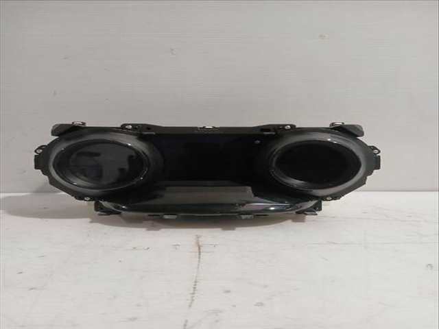 Cuadro de Instrumentos Toyota Yaris 1.5 HYBRID MXPH11) 92CV
