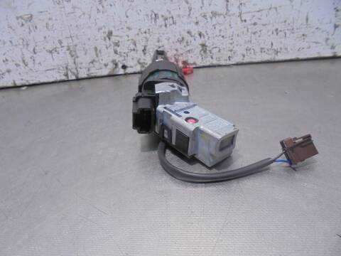 Foto 2ª: Motor de Arranque Peugeot 208 ALLURE 95CV 70KW [8F01] (2013)