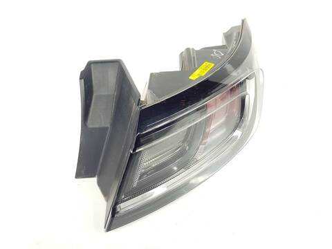 Foto 3ª: Piloto Trasero Derecho Renault Arkana TECHNO