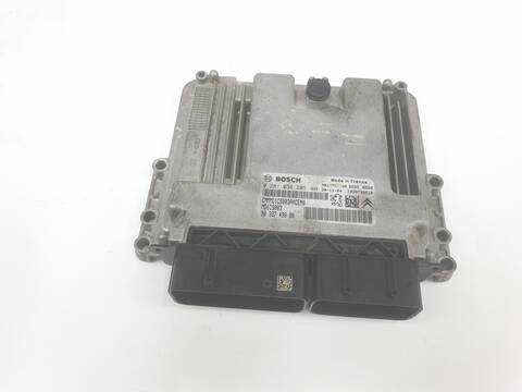 Centralita Motor ECU Opel Viva L SELECT