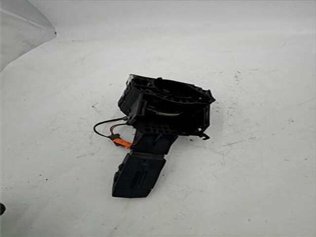 Foto 3ª: Mando Multifuncion Nissan Primastar 2.5 AVANTOUR L1H1 2.8T (7 ASIENTOS) [2.5 LTR. - 107 KW DCI DIESEL CAT]